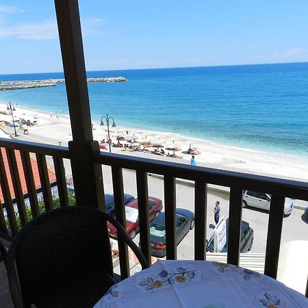 Amelia Beach Apartments Agios Ioannis  ภายนอก รูปภาพ