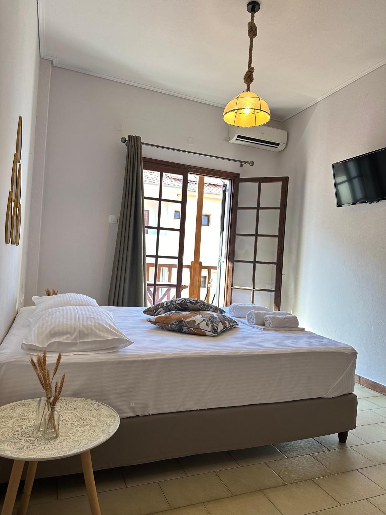 Amelia Beach Apartments Agios Ioannis  ภายนอก รูปภาพ