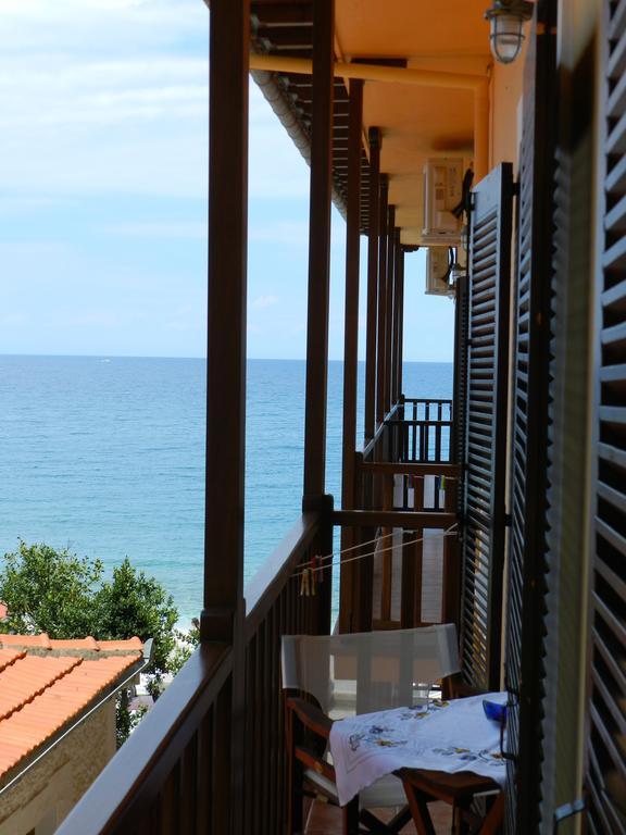 Amelia Beach Apartments Agios Ioannis  ภายนอก รูปภาพ